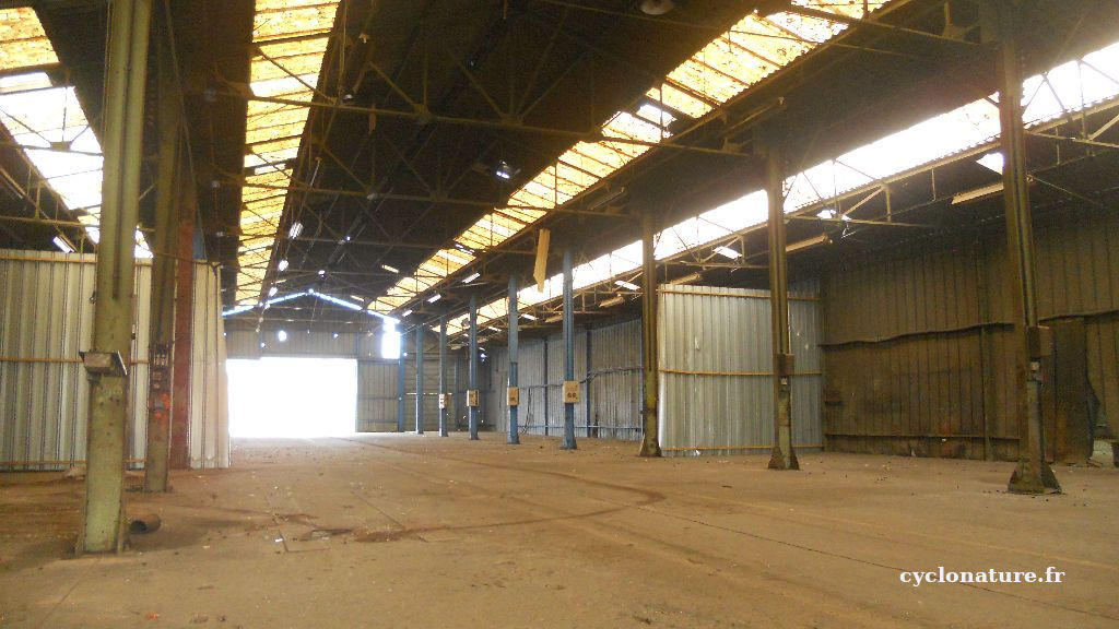 Urbex: Dans une ancienne usine d'une friche industrielle