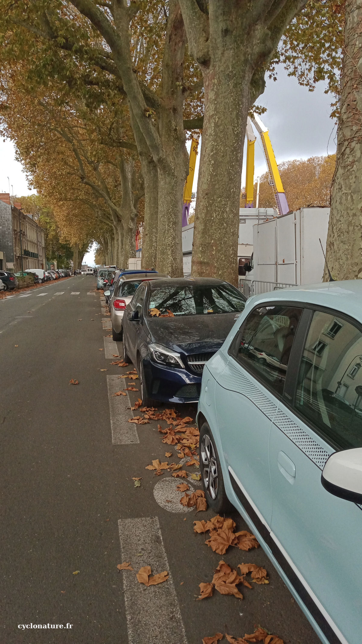 Angers: Le manège pour cyclistes de la foire Saint Martin