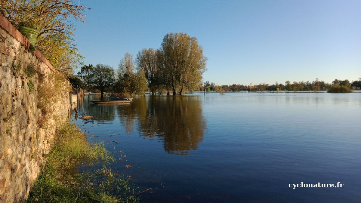 Crue d'automne de la Sarthe à Ecouflant