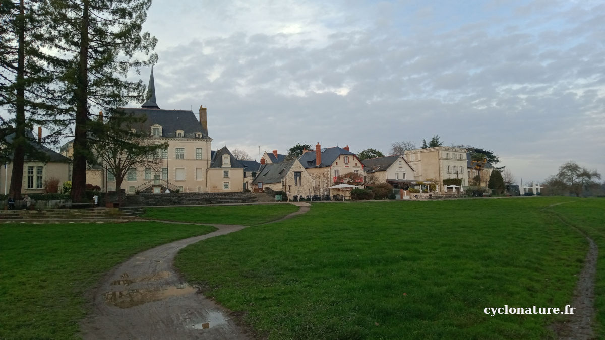 Le quai de la Noé à Bouchemaine