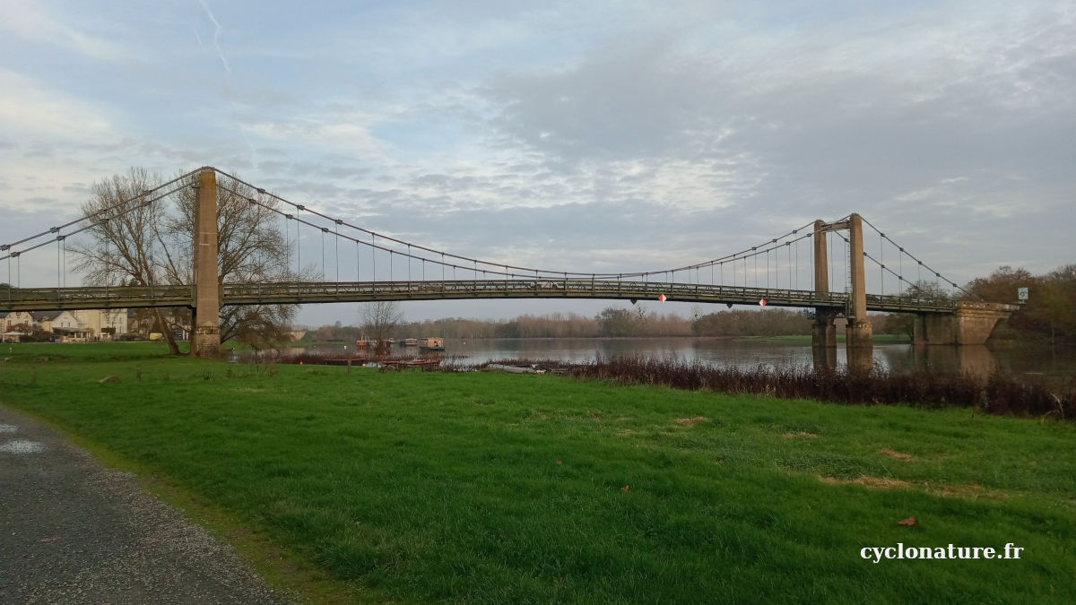 Le pont de Bouchemaine