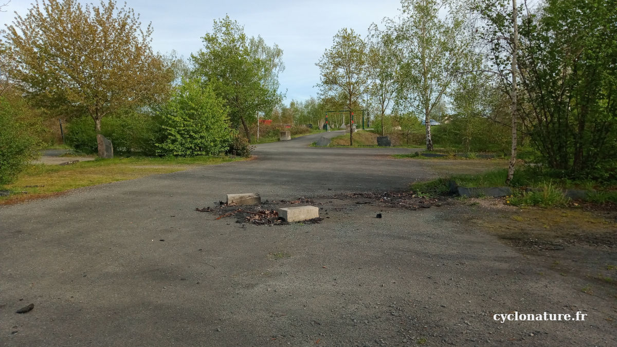 Parking des Ardoisières à Trélazé