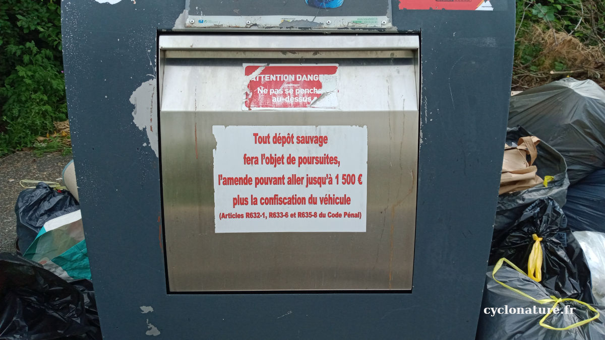 Les conteneurs semi-enterrés de Trélazé