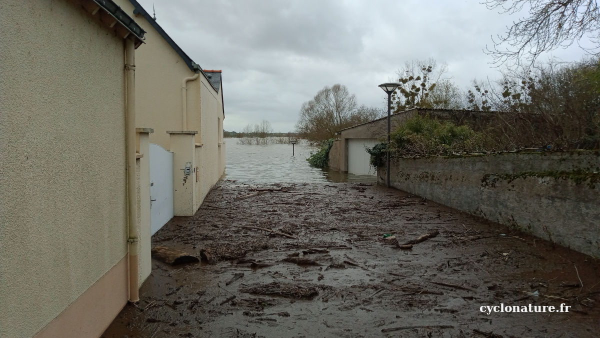 Rue du Bac à Ecouflant