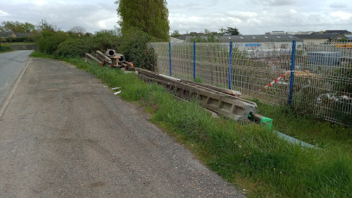 Des news du dépôt sauvage de poteaux électriques à Angers