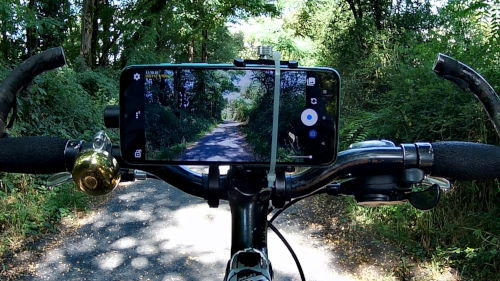 Comment filmer quand on roule à vélo