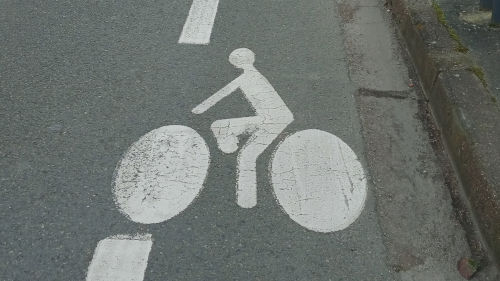 La bande cyclable la moins large d'angers